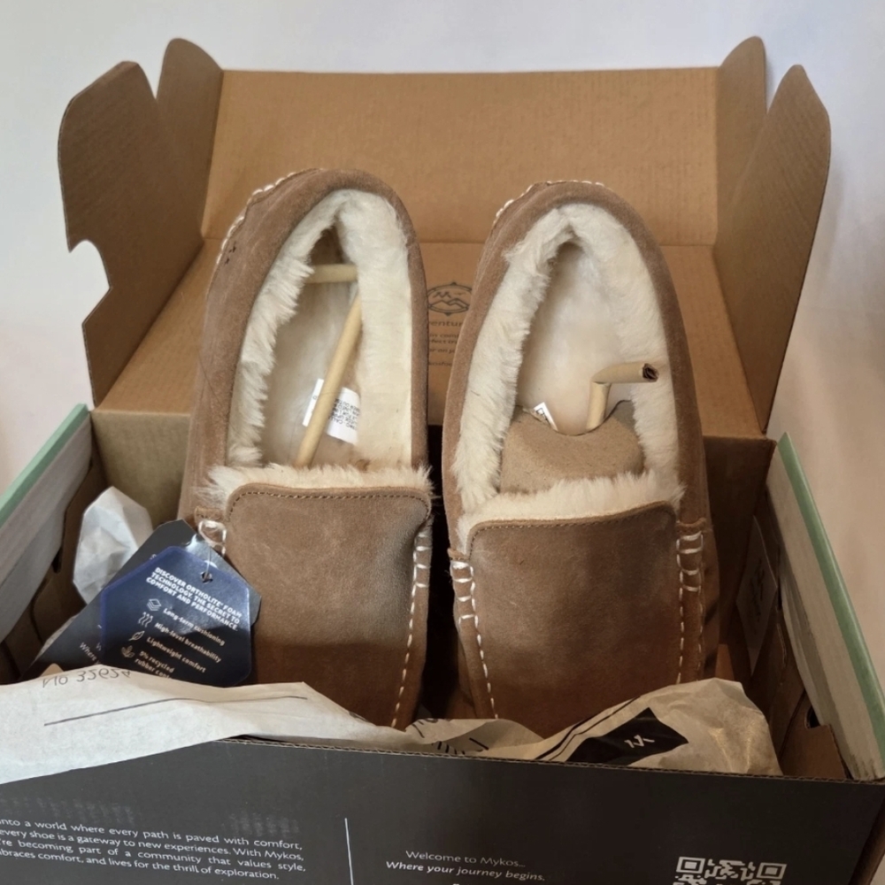Mykos Callie 6 Wide Slippers New
